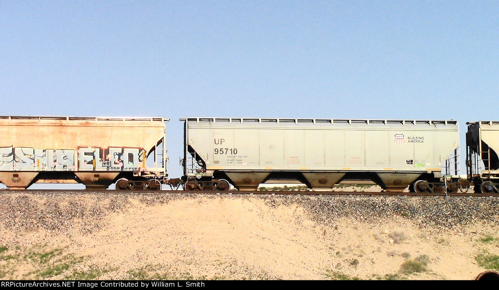 EB Manifest Frt at Erie NV W-Pshr -60